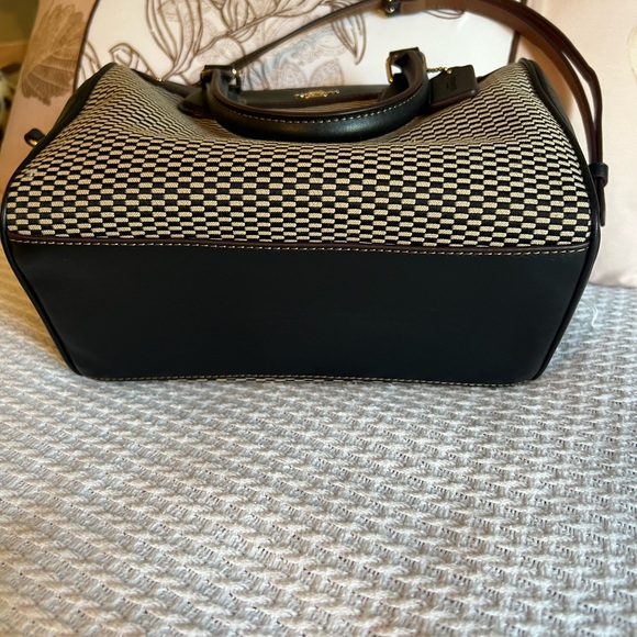 Coach Bennet Mini - Picture 2 of 4